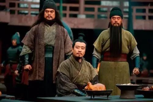 于和伟：幼年丧父，母亲45岁生他，25岁娶初恋，对女儿亏欠最大