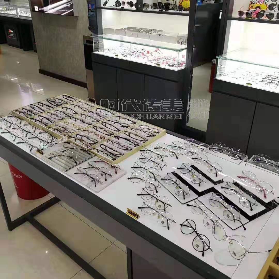 恭祝|重庆南岸爱多眼镜店开业大吉，生意兴隆