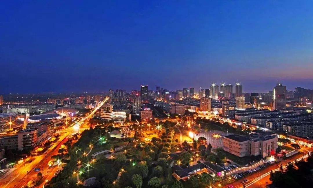 金色和庄、杨柳郡还没降温，倒挂10000元/㎡的梧桐郡来了