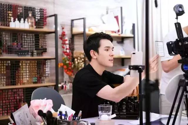 东北银，天生就是吃直播这碗饭的