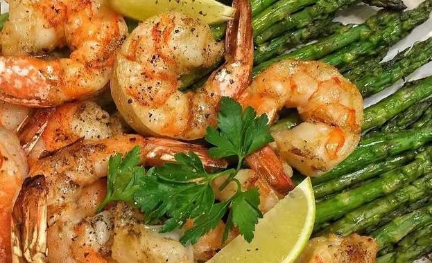 减脂早餐蛋白粉好吗,高蛋粉有助于减脂吗