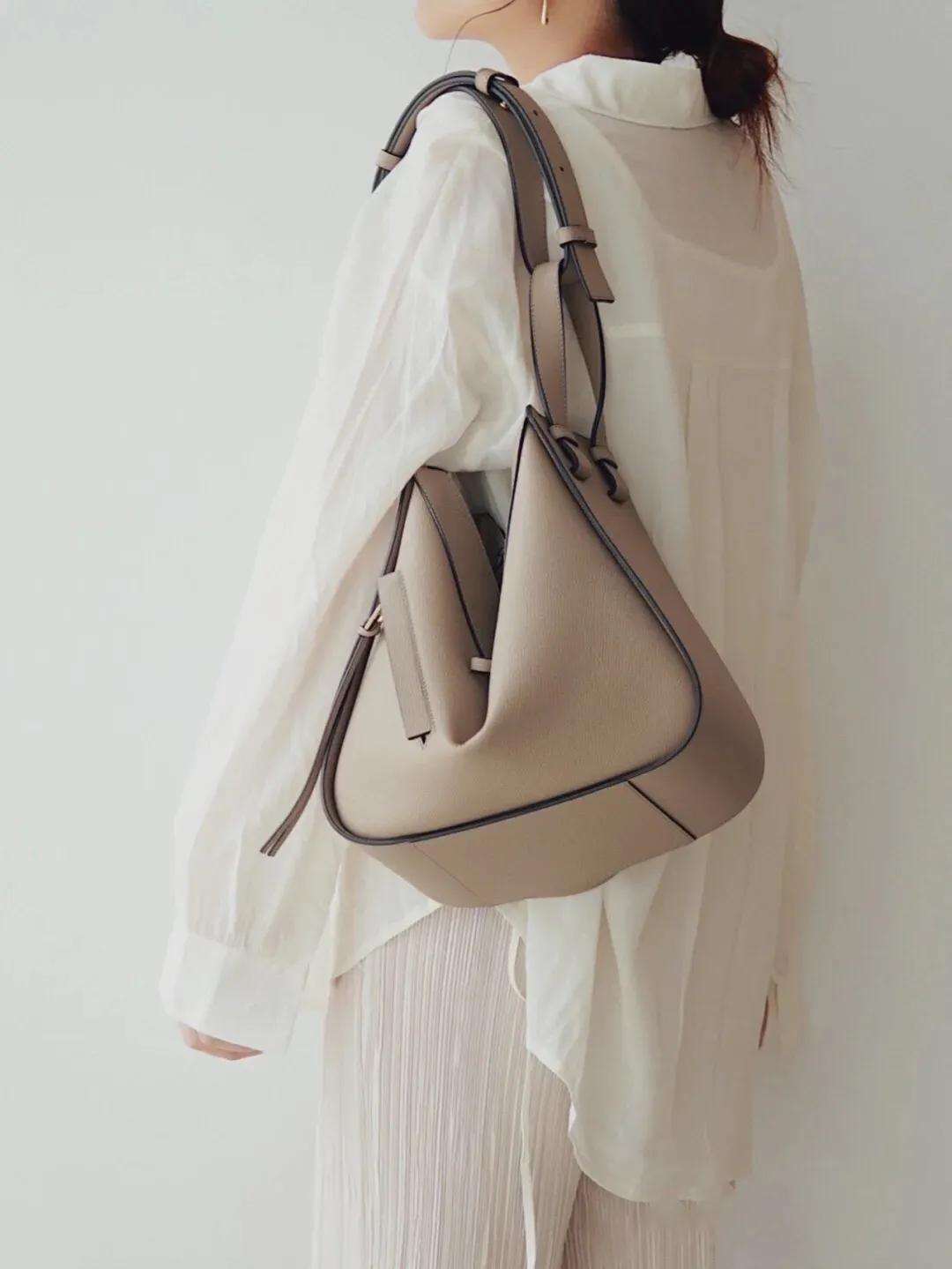 罗意威吊床包名字的由来,吊床包特点