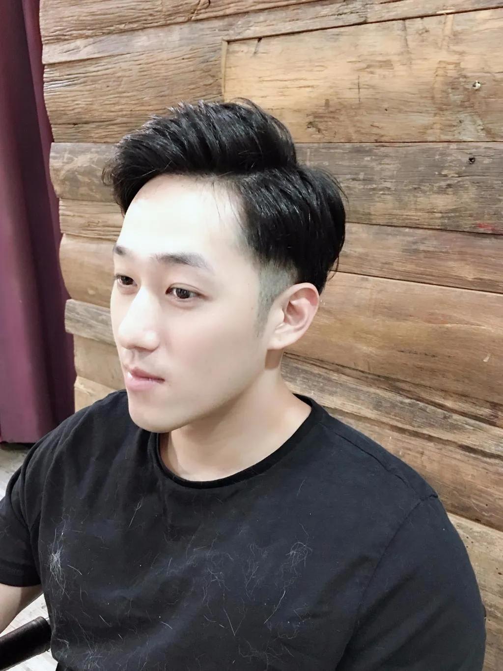 方便易打理的男生短发推荐,男士干净利落的短发免打理