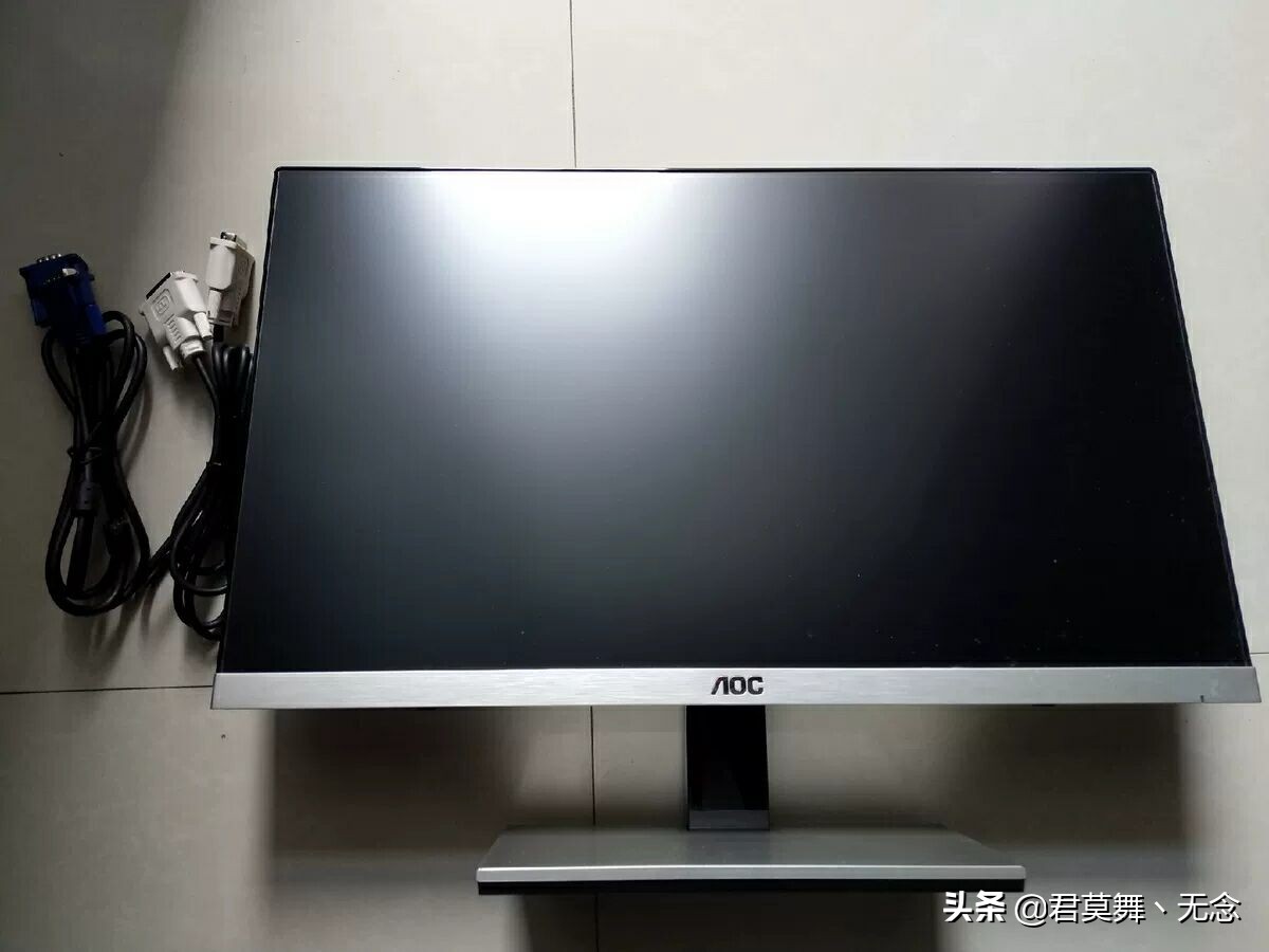 ,穷大学生购买二手显示屏悲惨经历