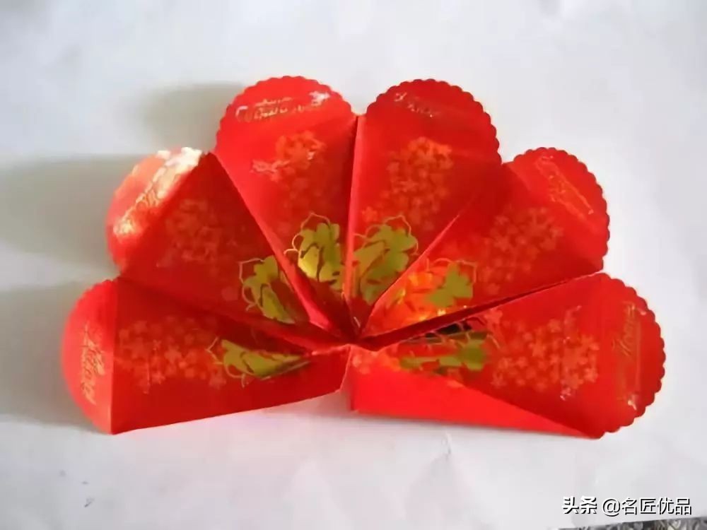 猪年手工制作纸灯笼,大红灯笼手工制作简约过年