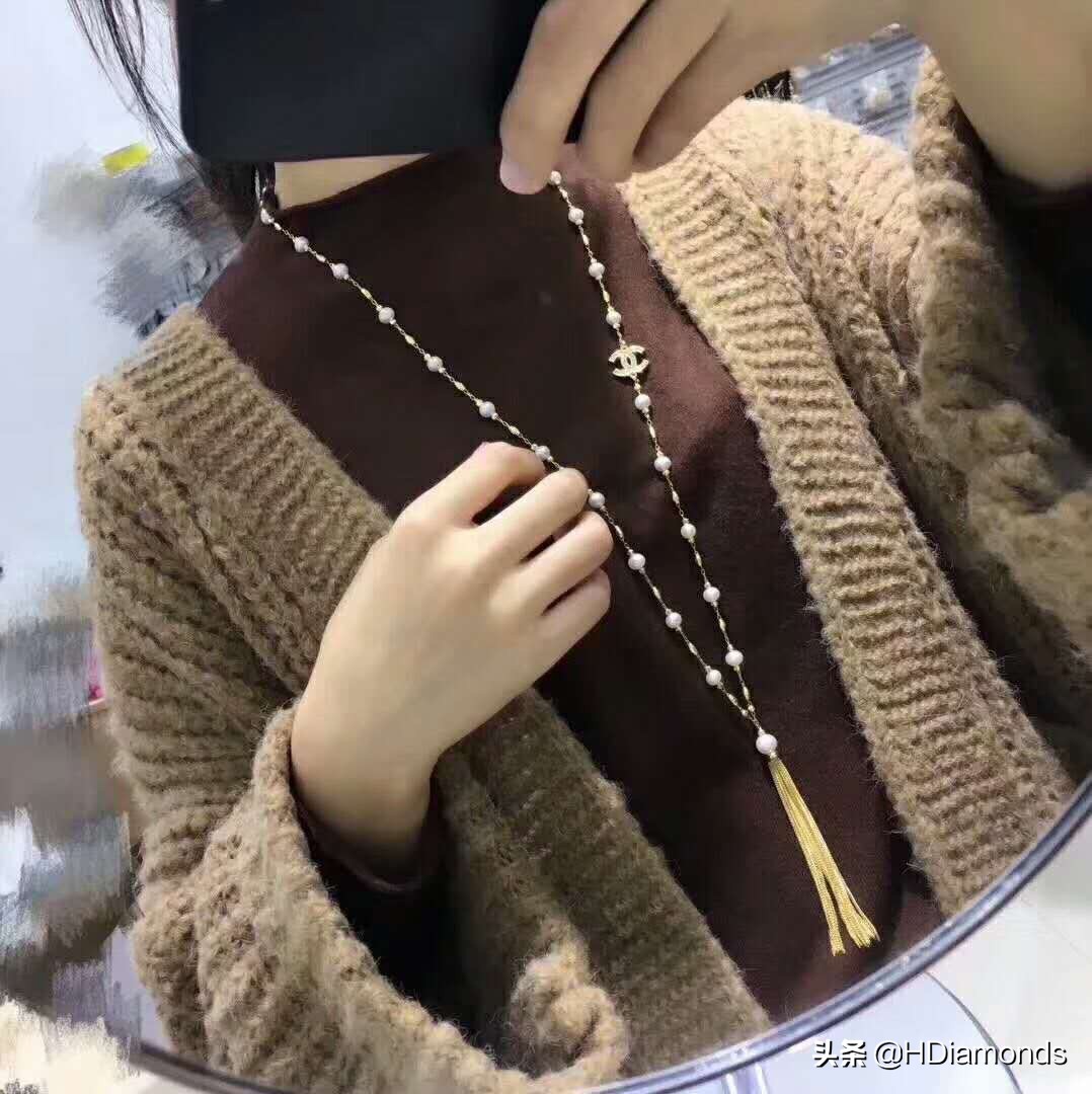 今年最火的毛衣链珍珠,2023最新款珍珠毛衣链