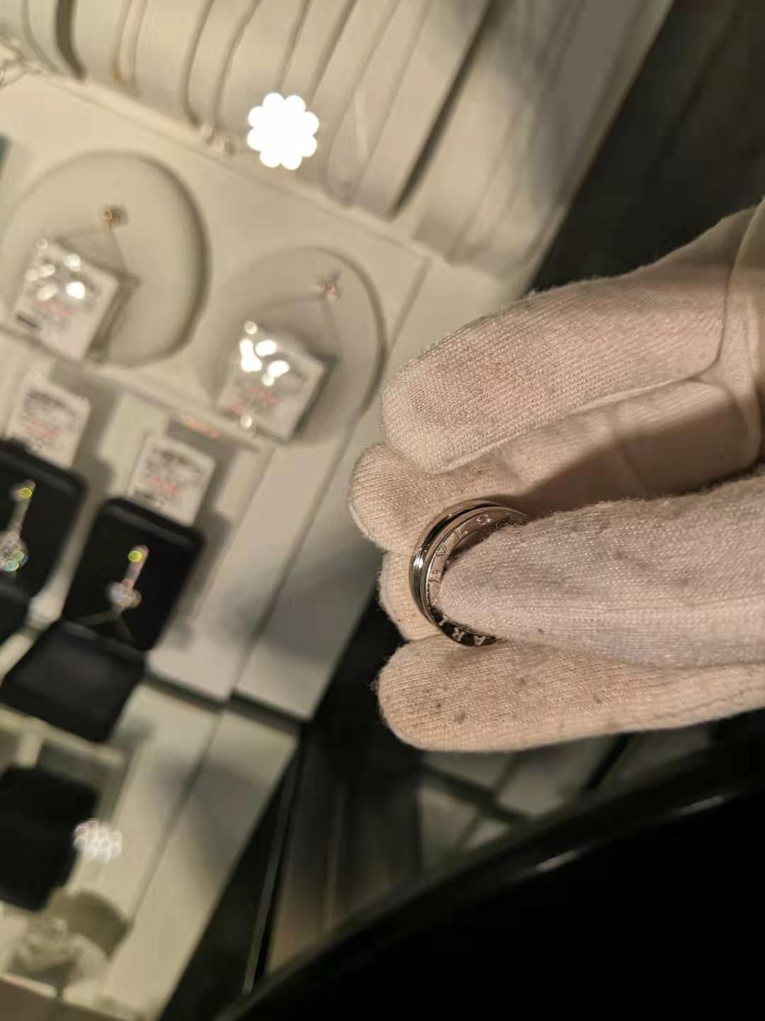 日本的lv中古店哪里多,大阪最大的中古店在哪里