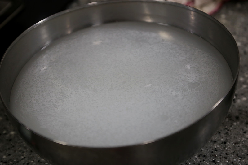 玻璃瓶腌酸菜的妙招,在楼房里腌酸菜的小妙招