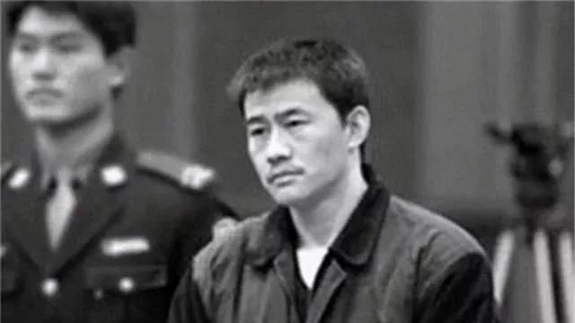 致富经垃圾堆里的商机,垃圾堆里的财富