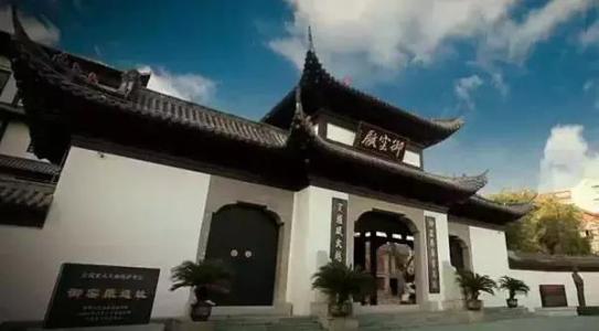 元青花的梅瓶传说,元青花梅瓶的传说