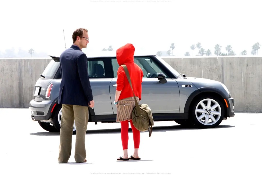 一个“懵懂”天真小萝莉击败中年油腻大叔的故事：《水果硬糖》