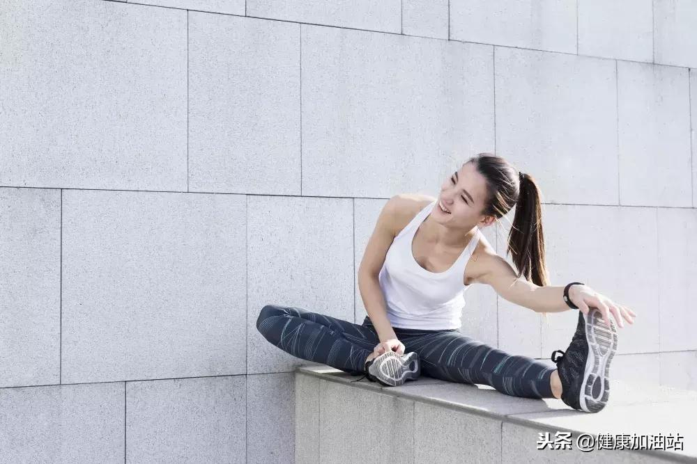 刚跑完步一定要注意几点,跑完步必须要做的