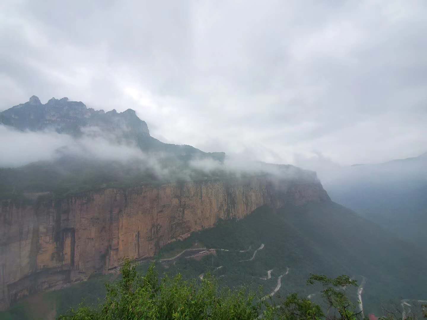南太行郭亮村旅游一日游攻略,河南最值得去的景区郭亮村