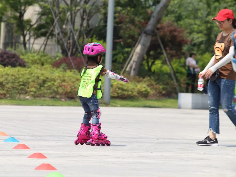 孩子没有运动细胞怎么办,孩子不爱动怎么回事