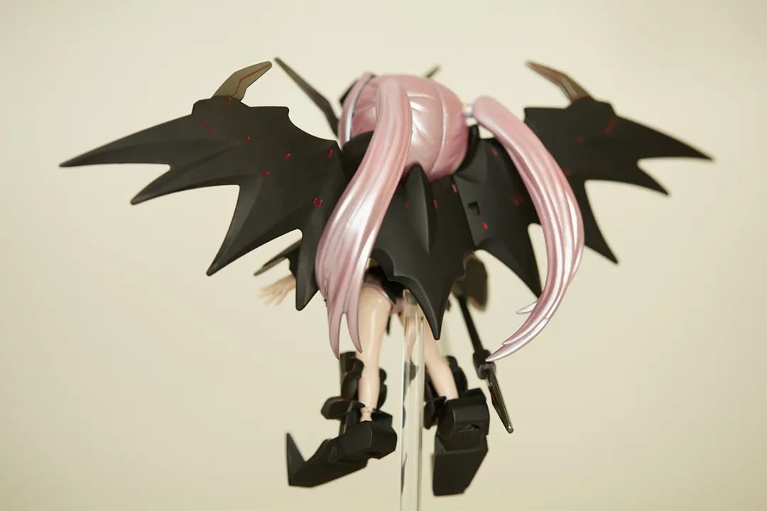 死神海拉机娘,死神手办机娘