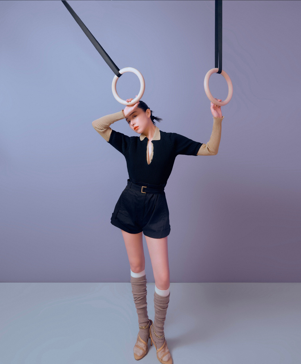 阚清子假发马尾,阚清子黑白裙子