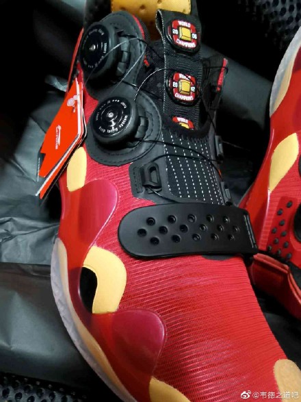 李宁反伍活动武汉,李宁2018的韦德之道