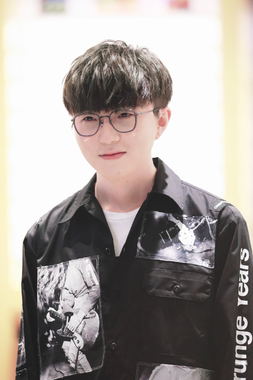 毛不易摘眼镜,毛不易宝岛眼镜