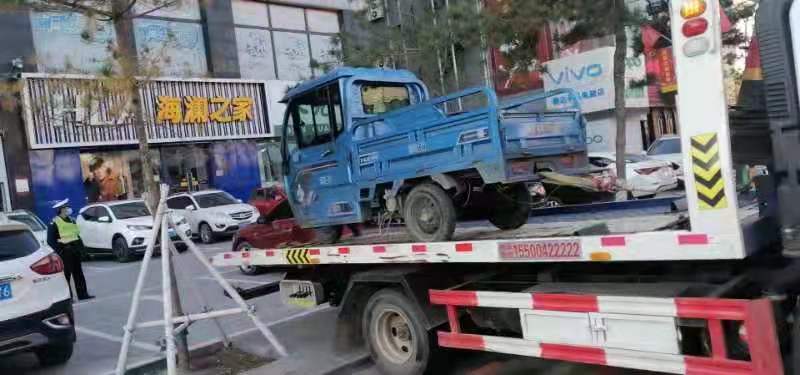 梨树交警充分发挥*党**员先锋模范作用全力做好创建省级文明城交通安全管理工作