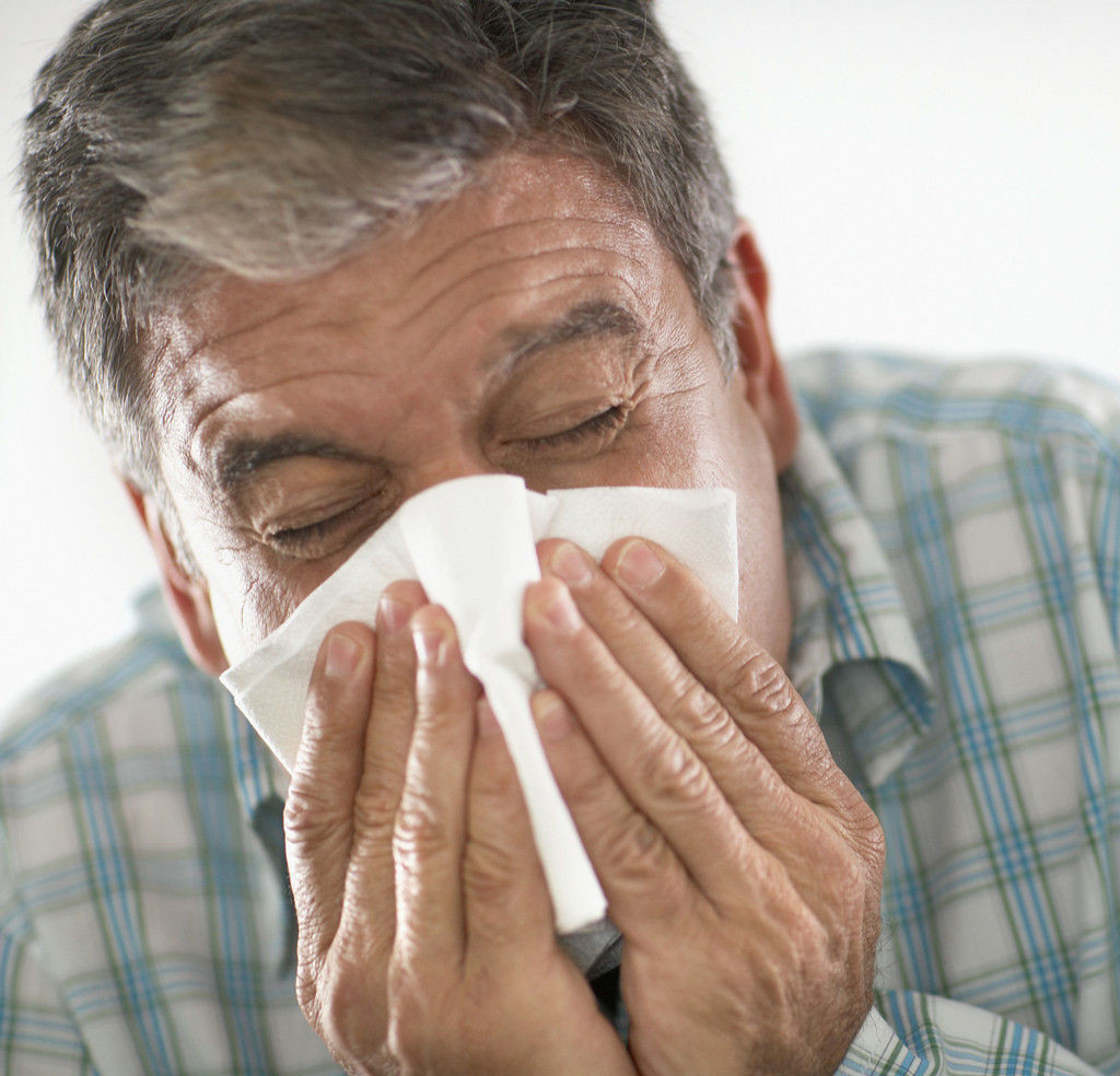 咳嗽不止胸闷气短,咳嗽不止总感觉有痰咳不出来