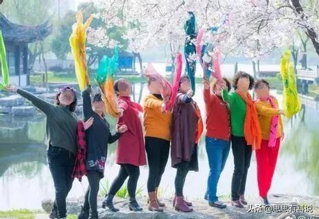 韩国大妈传统发型,韩国大妈和中国大妈的发型的区别