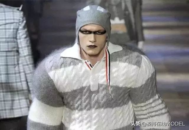 为什么时装秀上的衣服经常奇形怪状？不切实际的衣服到底有何用