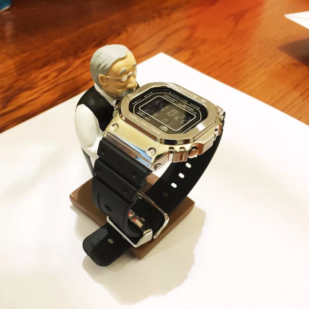 几百块钱买到几千的手表是真的吗,买手表上瘾