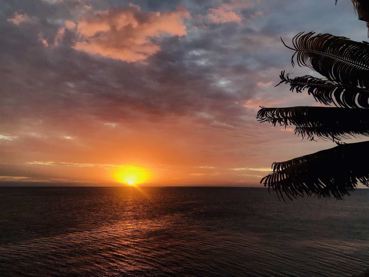 简单生活，在这个蓝天白云晴空万里的浪漫岛国，浪费时间才是正事