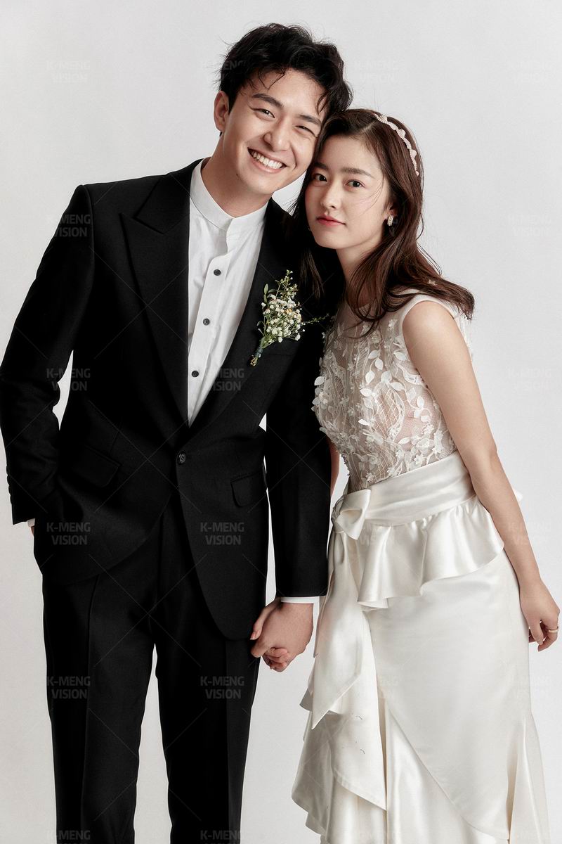 拍婚纱照送对戒是真的吗,拍婚纱照送对戒是正品吗