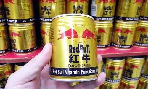 79岁的老太太创业的传奇人生,63岁创业老太太