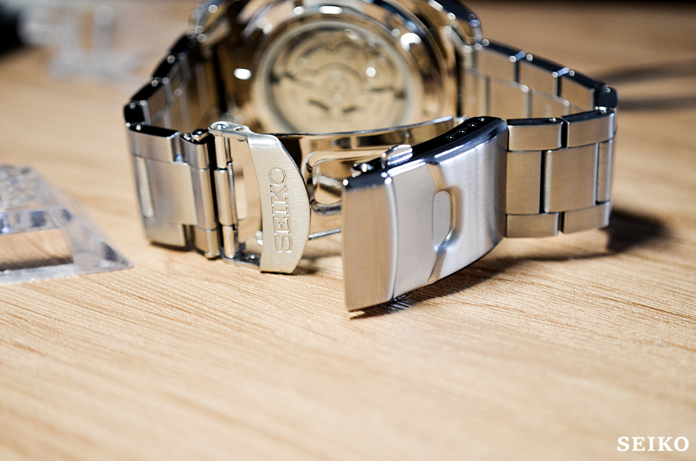 seiko精工5号手表什么档次,seiko精工5号绿水鬼机械表可以买吗