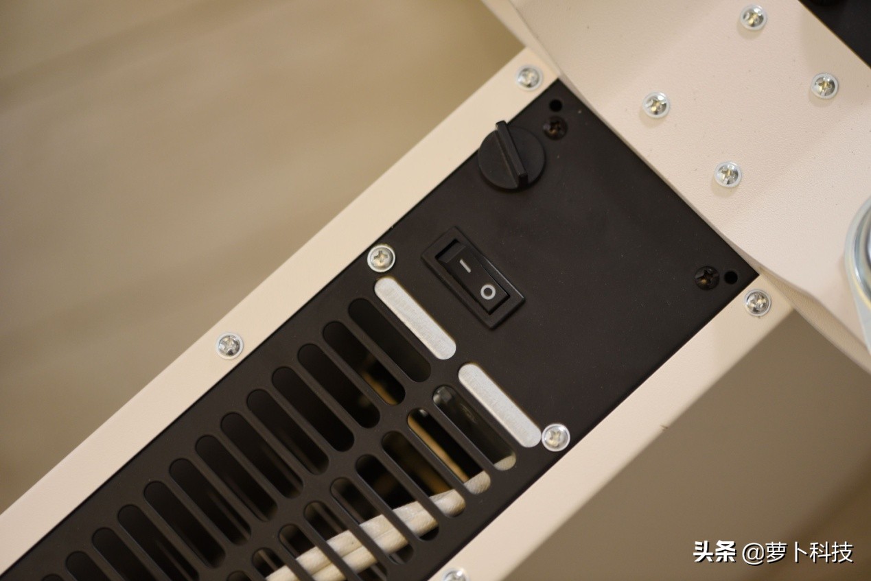 别墅加湿取暖神器，Blaupunkt德国蓝宝H1智能对流电暖气评测