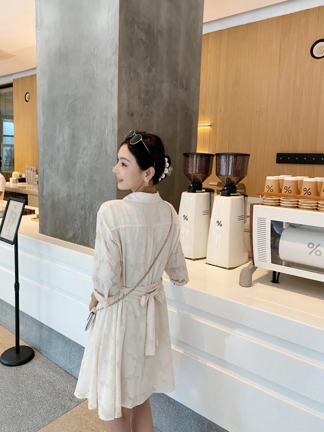 5套秋季穿搭简单时髦又漂亮哟,初秋30-40岁穿搭