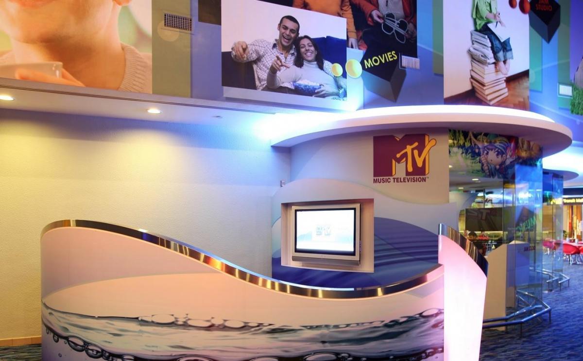 新加坡夺冠,新加坡获奥运游泳冠军