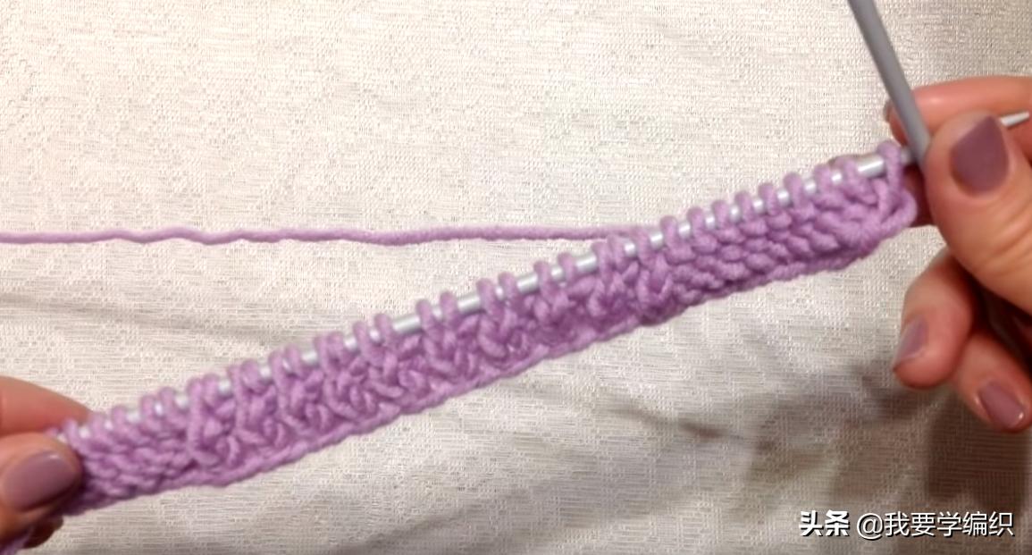 双层黑白竖条纹围巾编织教程,纯手工交叉格围巾编织教程