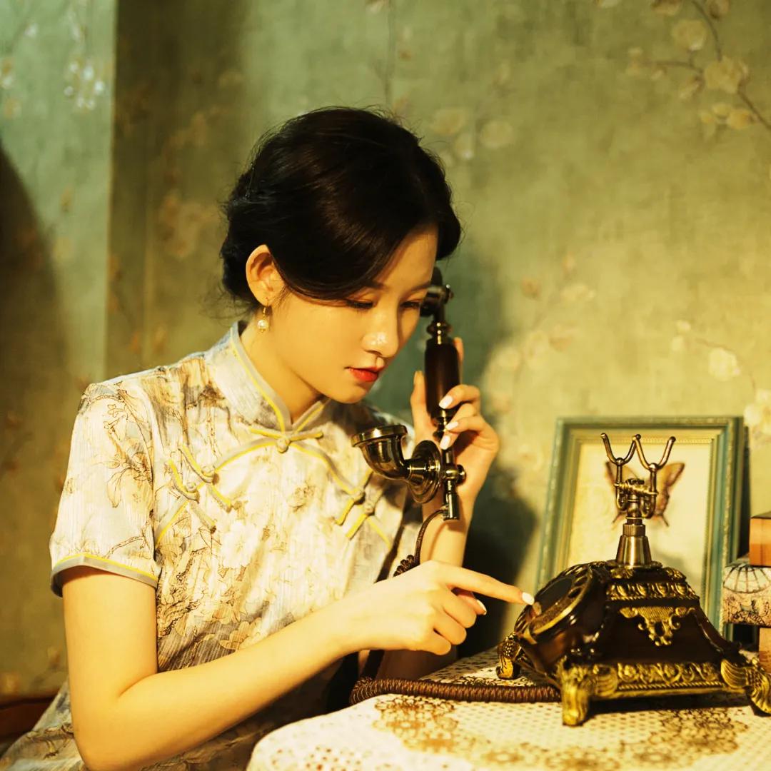 娣卞湷榫欏矖鏃楄鎷嶆憚鍐欑湡,娣卞湷榫欏矖鎷嶇収鍐欑湡鏃楄