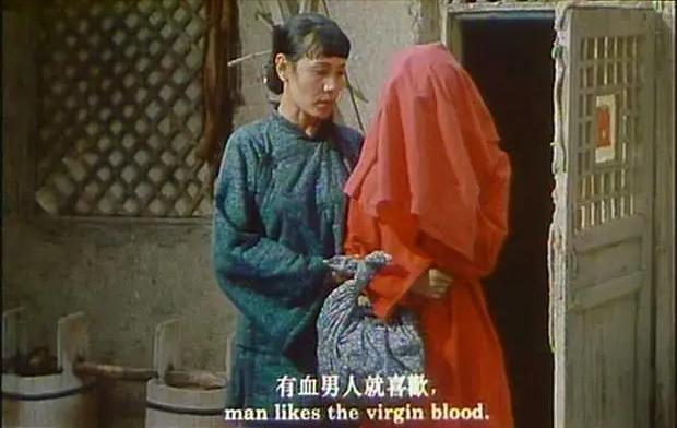 《裸血》：美貌少女成为男人复仇的工具，贪婪和蒙昧下无人能幸免