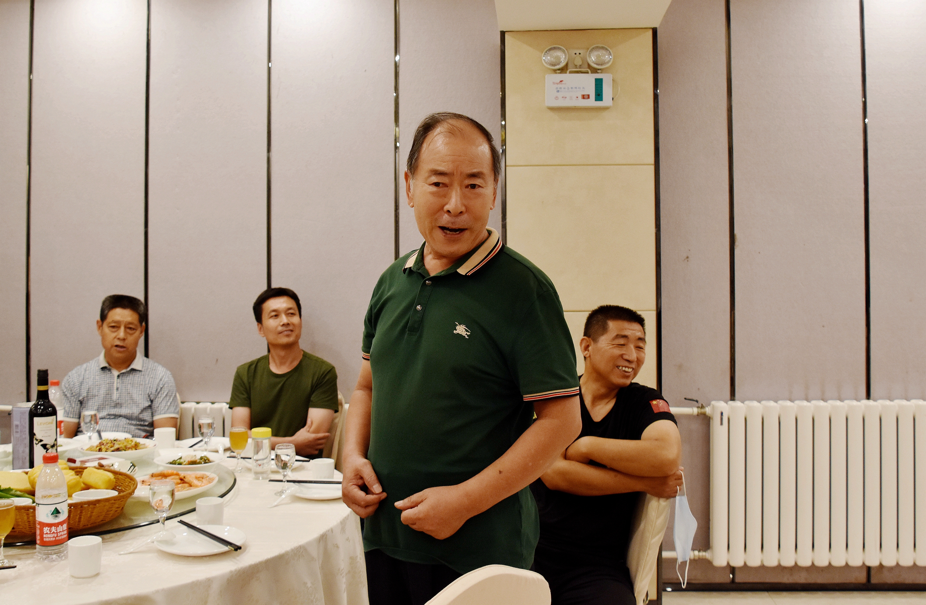 鸢飞社区福海花园小区举办庆祝建军94周年联谊会