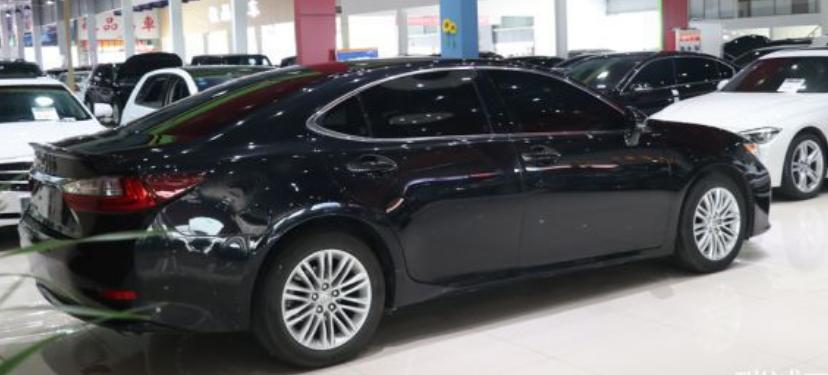 雷克萨斯这辆车性价比高么,雷克萨斯哪款轿车值得买