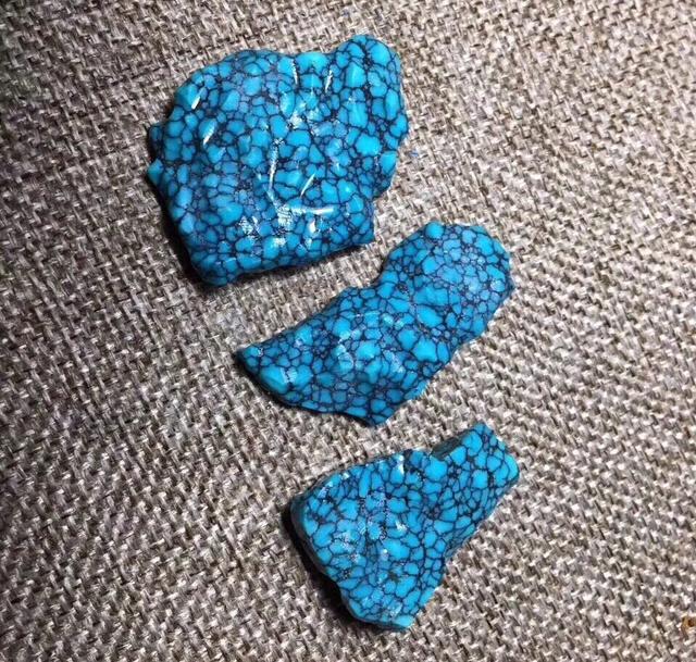 乌兰花绿松石价格,乌兰花绿松石极品