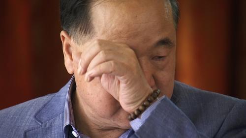 莫言《丰乳肥臀》丈夫不育却被婆家毒打，贞洁农妇下狠心“*种借**”