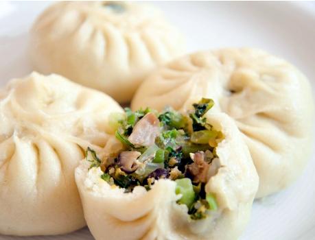 青菜包子出锅总变色？掌握3个窍门，包子暄软鲜香，青翠不发黄