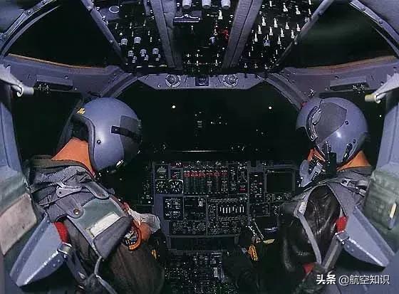 缇庡浗绌哄啗涓诲姏f-22,缇庡啗f-22f-35鍜宖-18