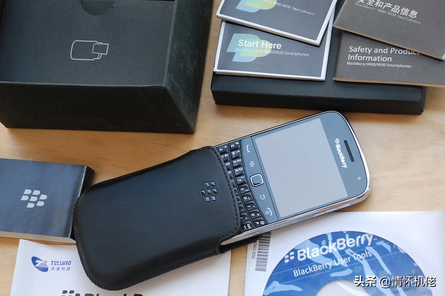 黑莓9900键盘亮了开不了机,黑莓9900光学触摸板