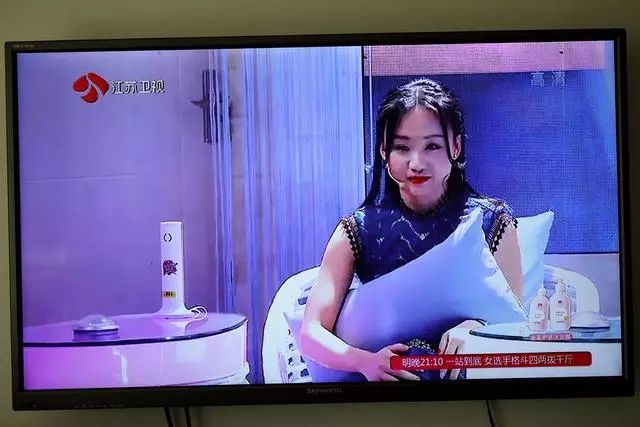 爱奇艺投屏电视需要下软件吗,爱奇艺投屏设备哪个好