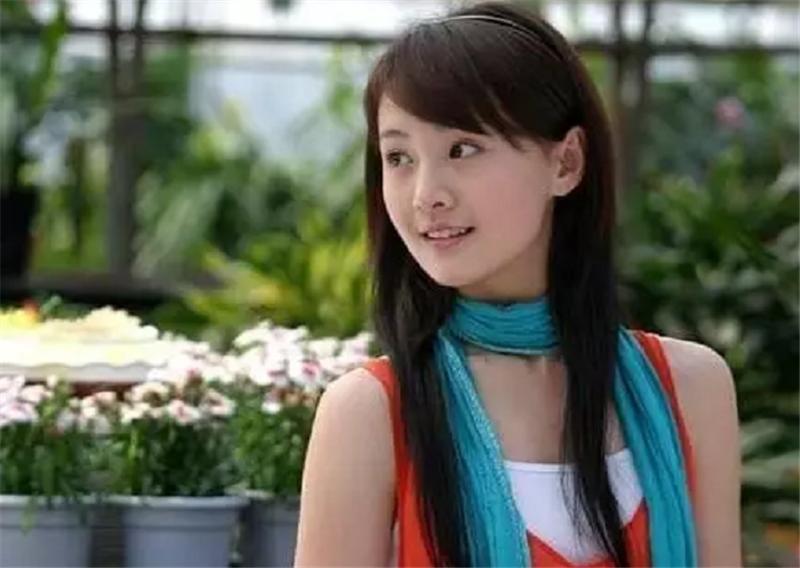 脸型偏瘦颧骨明显怎么办改善,怎么改变颧骨高的脸型