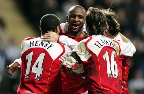 140齐达内和140的哈维哪个更强,齐达内对比哈维