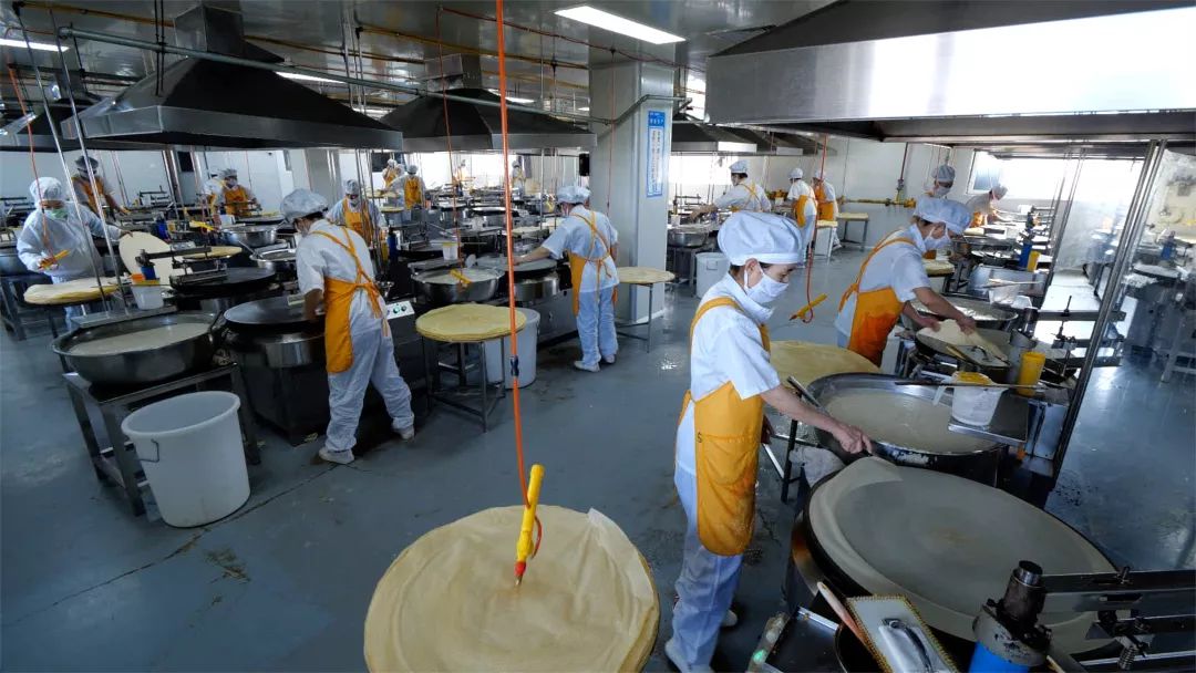 靠一家小摊成亿万富翁,靠一道菜一年赚50万