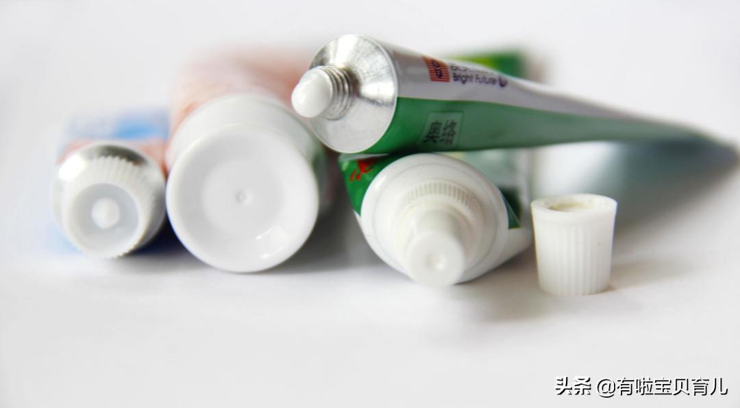 一擦就好？别被骗了！湿疹膏这样选、这样用才靠谱！