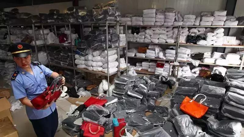 小律说法,朋友圈卖三无产品可判刑